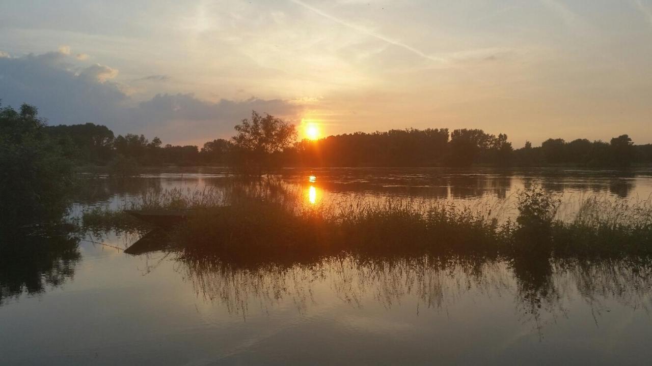 Bed and Breakfast Bedloire Drain Екстер'єр фото